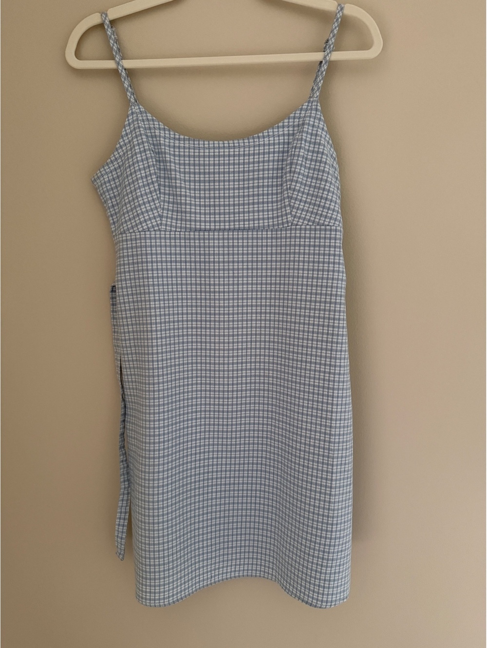 S Brandy Melville w/ tiny flaws